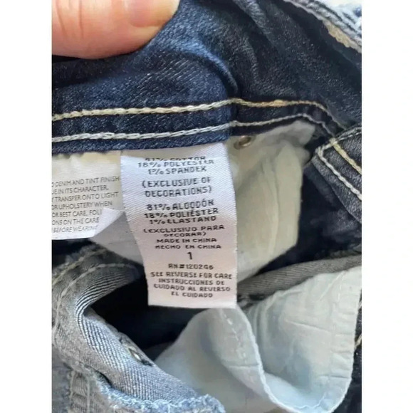 Women's WallFlower Jeans Size 1 Embroidered Back Pockets Bling American Flag EUC - Picture 13 of 13